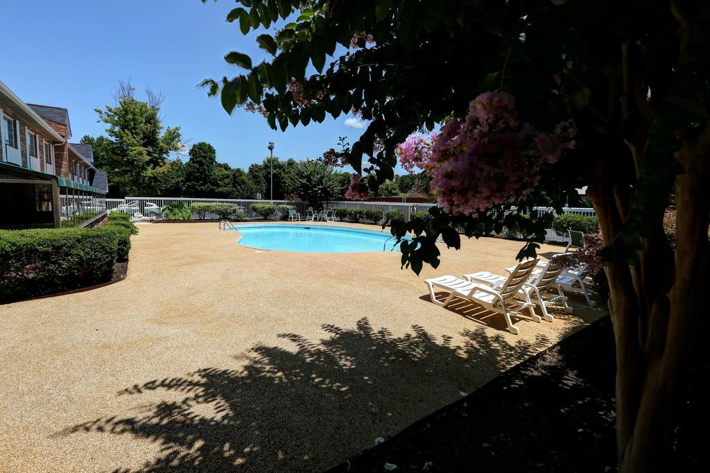 Country Inn & Suites By Radisson, Charlotte I-85 Airport, Nc Εξωτερικό φωτογραφία