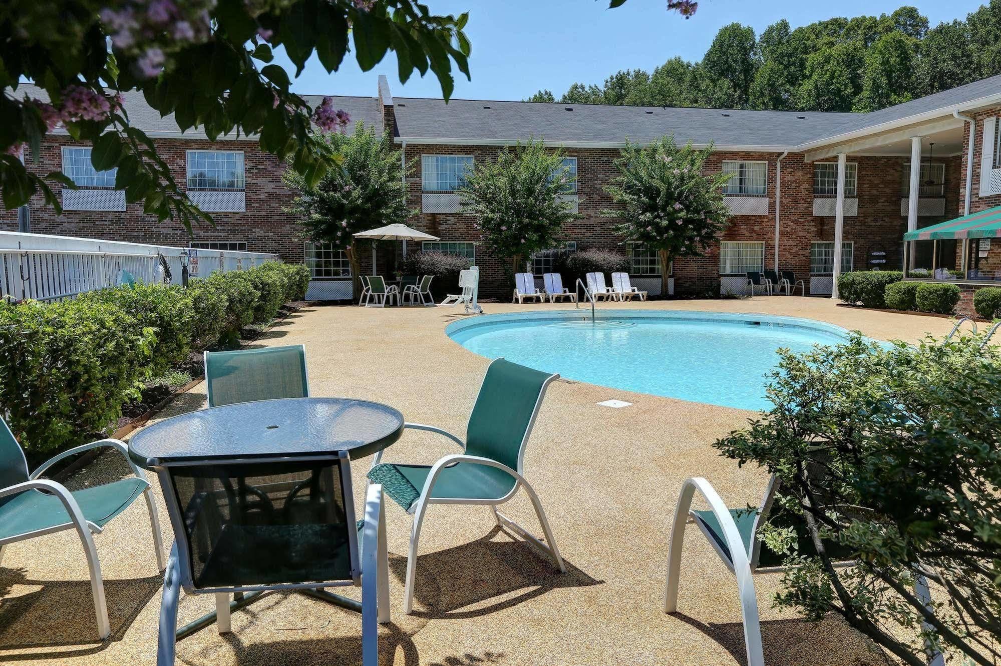 Country Inn & Suites By Radisson, Charlotte I-85 Airport, Nc Εξωτερικό φωτογραφία
