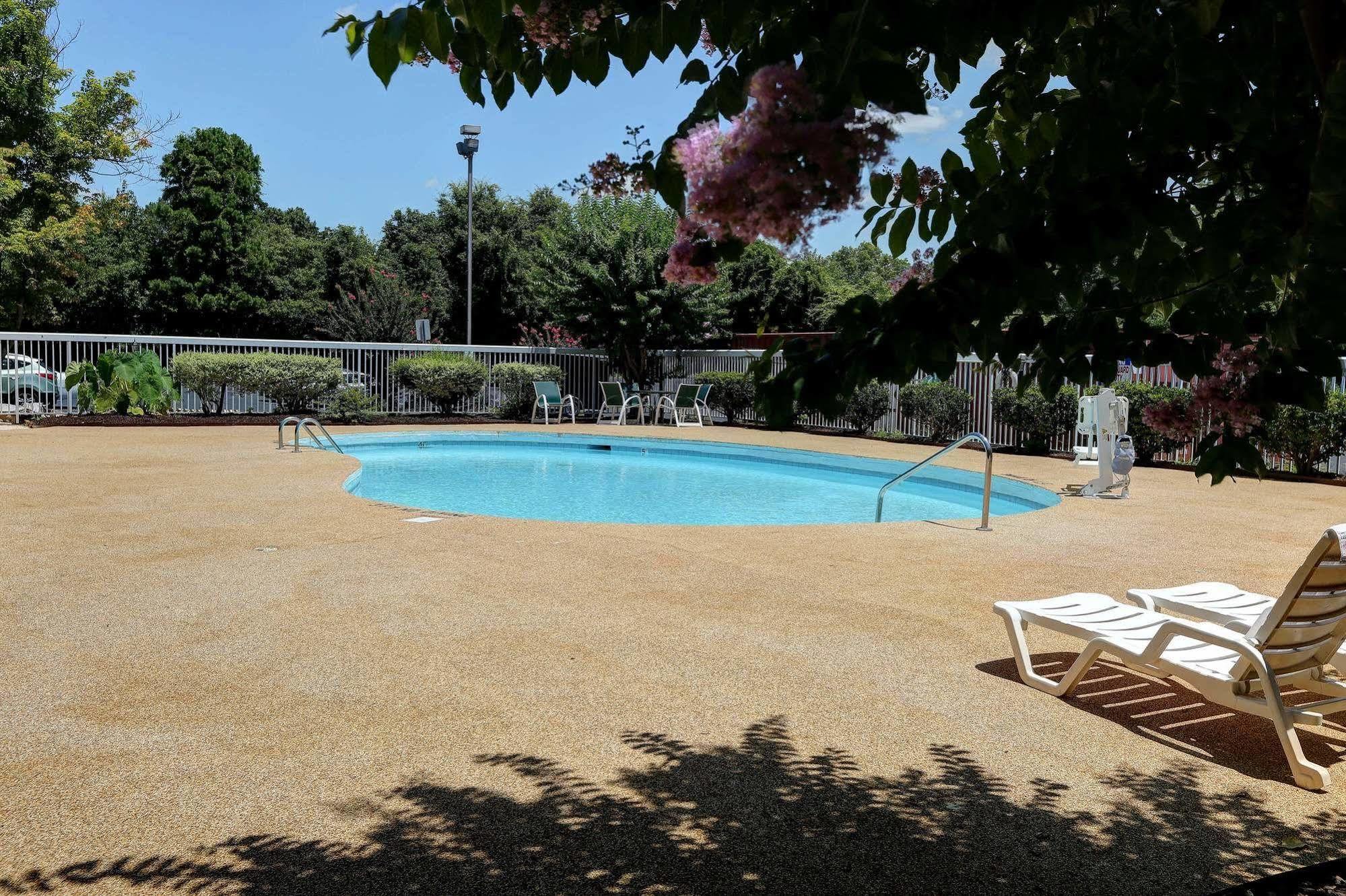 Country Inn & Suites By Radisson, Charlotte I-85 Airport, Nc Εξωτερικό φωτογραφία