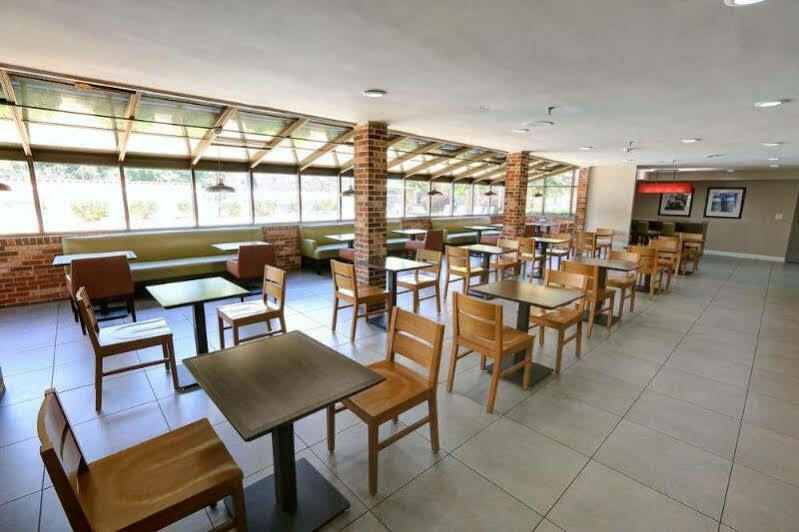 Country Inn & Suites By Radisson, Charlotte I-85 Airport, Nc Εξωτερικό φωτογραφία