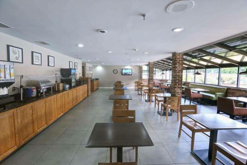 Country Inn & Suites By Radisson, Charlotte I-85 Airport, Nc Εξωτερικό φωτογραφία